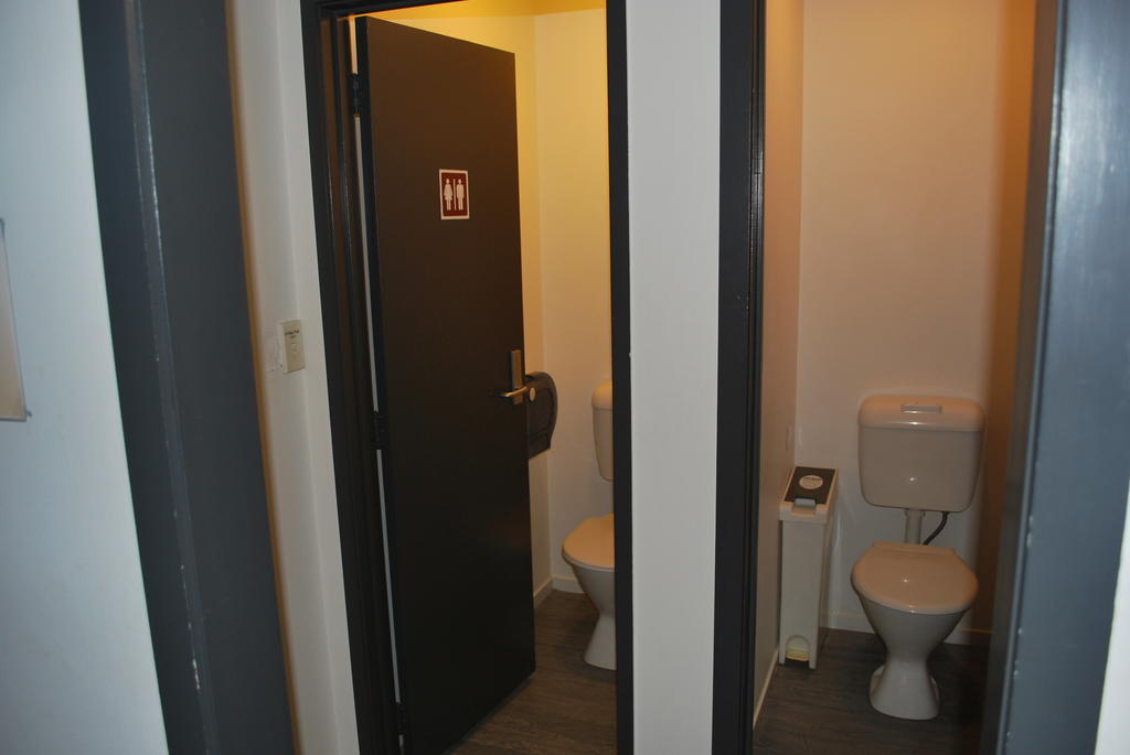 Loft 109 Backpackers Hostel تاورانجا الغرفة الصورة