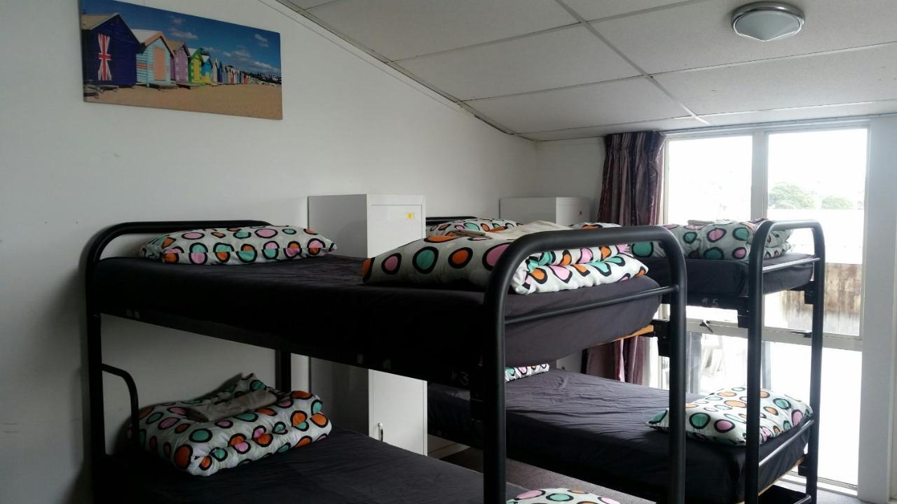 Loft 109 Backpackers Hostel تاورانجا المظهر الخارجي الصورة